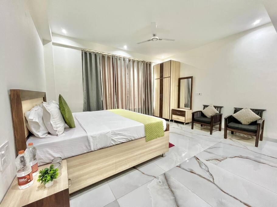 Host Jatin Kasauli Crest 7O1827O7O3 Apartamento Exterior foto